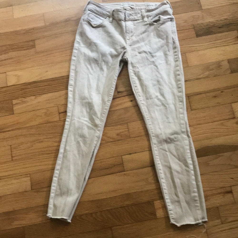 Bullhead low rise skin eat ankle waist 26